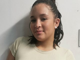 Chat vidéo érotique IsaWilliams