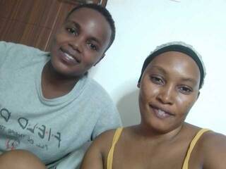 Chat vidéo érotique Ishaandhappy2