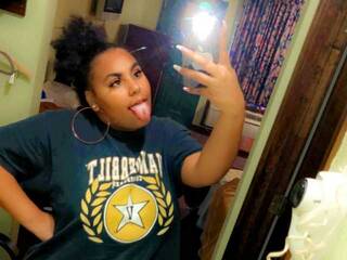 Chat vidéo érotique Itscharm