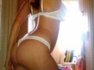 Chat vidéo érotique izora