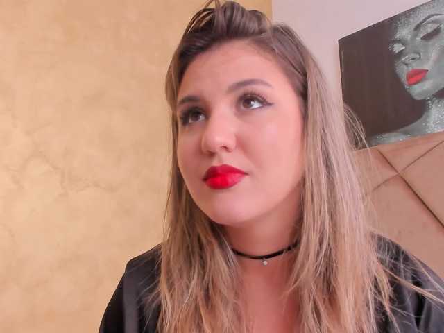 Captures d'écran de diffusion JenniferLuvv