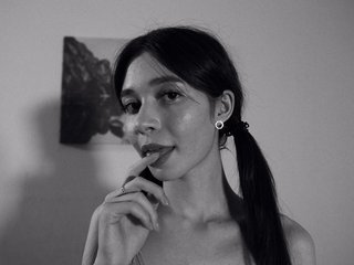 Chat vidéo érotique jenny-lylu