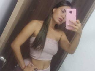 Chat vidéo érotique jessee-lois