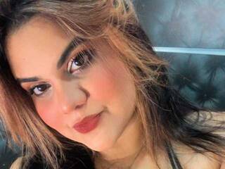 Chat vidéo érotique Jessie-Bellucci