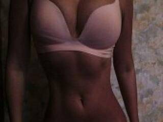 Chat vidéo érotique jessie23