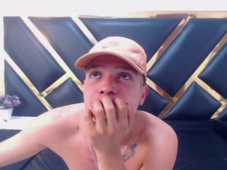 Chat vidéo érotique JimmyPamela