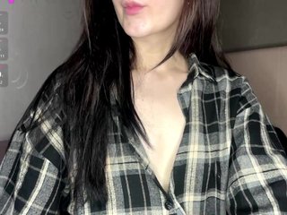 Chat vidéo érotique JohnsieShott