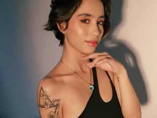 Chat vidéo érotique JuanaReed