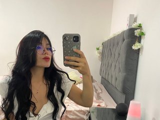 Chat vidéo érotique JuliianaSmit