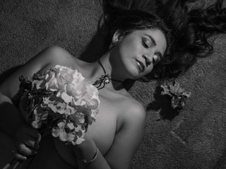 Chat vidéo érotique JuliRobert