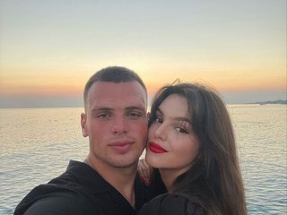 Chat vidéo érotique little_julia011