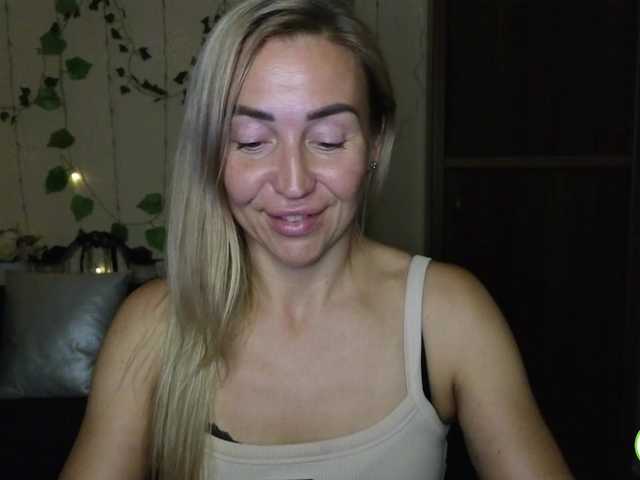 Captures d'écran de diffusion Jullyblondkiss