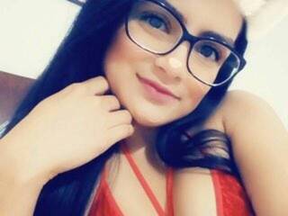 Chat vidéo érotique kailee-olson