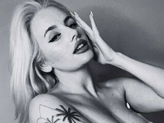 Chat vidéo érotique Kaleicarter