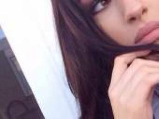 Chat vidéo érotique kariinaa