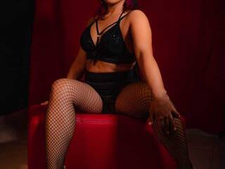 Chat vidéo érotique KariMore26