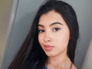 Chat vidéo érotique Karina-Fissher