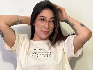 Chat vidéo érotique karinapuerta1