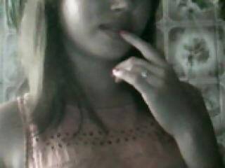 Chat vidéo érotique karinnaa