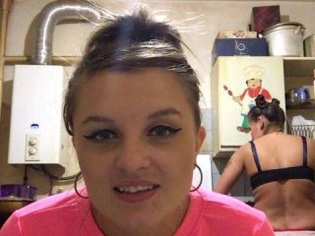 Captures d'écran de diffusion SEX-THREESOME