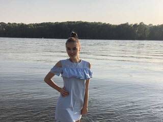 Chat vidéo érotique Karolina384