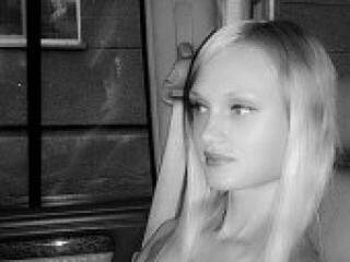 Chat vidéo érotique karoline4u