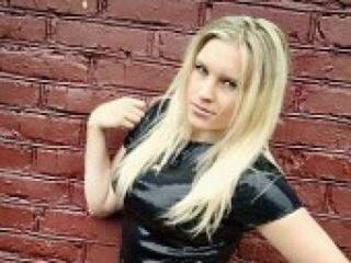 Chat vidéo érotique karollinaa