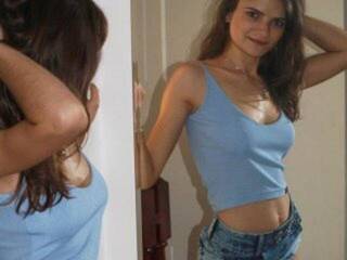 Chat vidéo érotique kat_eyes