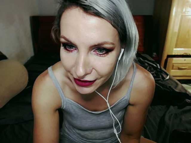 Captures d'écran de diffusion KatarinaJ