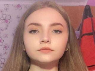 Chat vidéo érotique KatarinaLITTLE