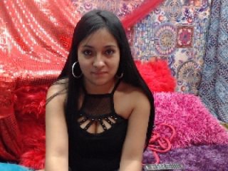 Photos katemoon-lee PLAY WITH MY PUSSY ! hi guys! #latina #cum #tits #ass #pussy #cute #submissive #master