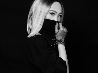 Chat vidéo érotique Katsumi_Kiss