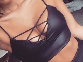 Chat vidéo érotique KattyAsFire