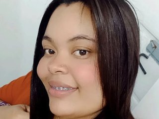 Chat vidéo érotique KattyEvans