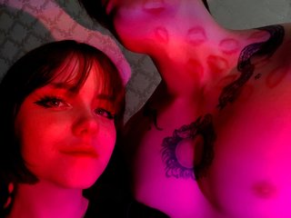 Chat vidéo érotique KawaiiHornyArtists