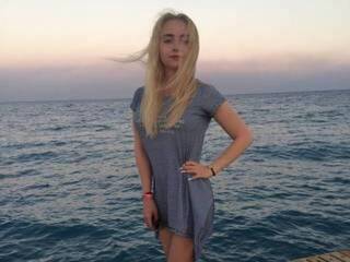 Chat vidéo érotique kerii1