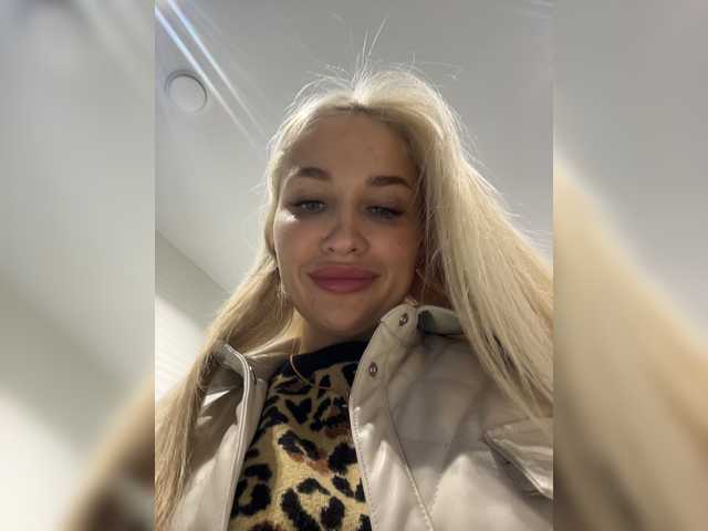 Captures d'écran de diffusion -Alexa-999-