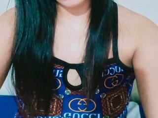 Chat vidéo érotique Khloe08