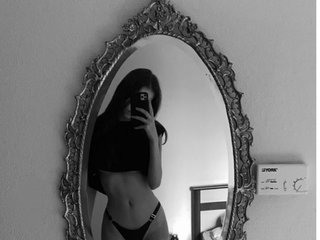 Chat vidéo érotique KIKIKI2