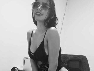 Chat vidéo érotique Kim-Rose1