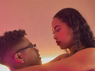 Chat vidéo érotique KimmyMaximu