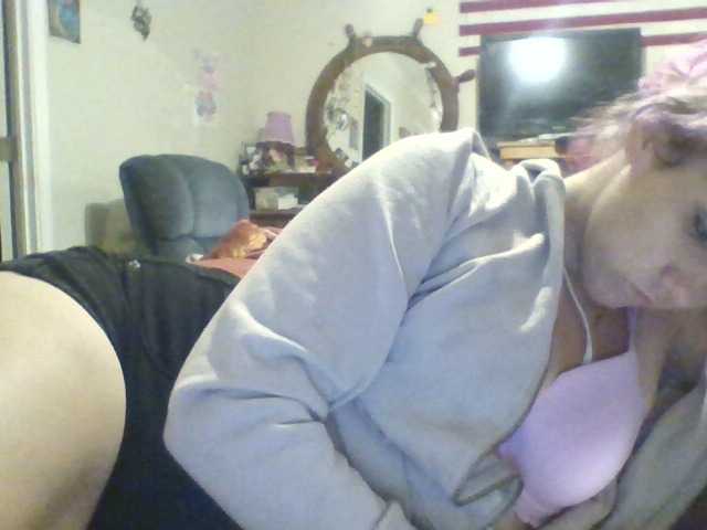 Captures d'écran de diffusion KimmysKitty