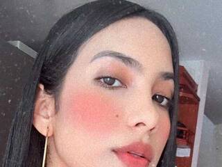 Chat vidéo érotique kinky-mindy