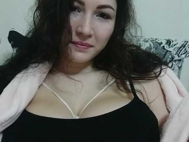 Photos KiraKOTq Hey guys!:) Goal- #Dance #hot #pvt #c2c #fetish #feet #roleplay Tip to add at friendlist and for requests!