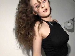 Chat vidéo érotique KisaraSims01