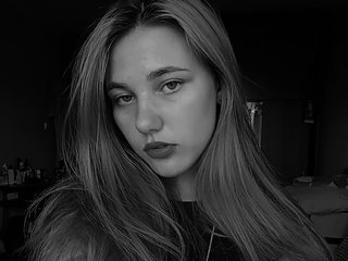 Chat vidéo érotique Kiszar