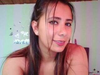 Chat vidéo érotique kittysmiling