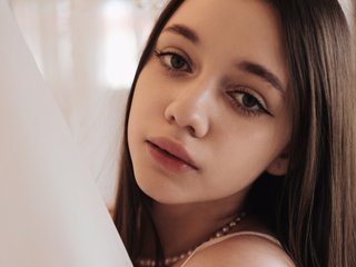 Chat vidéo érotique kokomiia