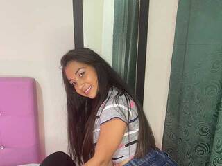 Chat vidéo érotique Koraimarouse