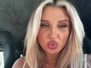 Chat vidéo érotique Kotofeyka1